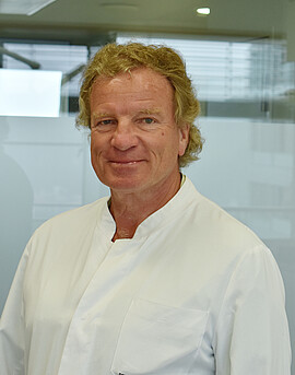 Banner Frauengesundheit im Blick: Krebsvorsorge und -behandlung